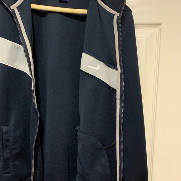 Nike Men’s jacket. Size large excellent condition - Picture 7 of 9